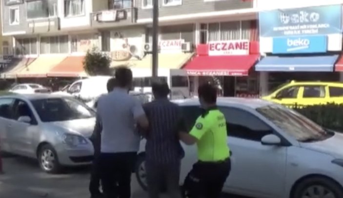 Sinop'ta bir kadın evinde bıçaklanarak öldürüldü
