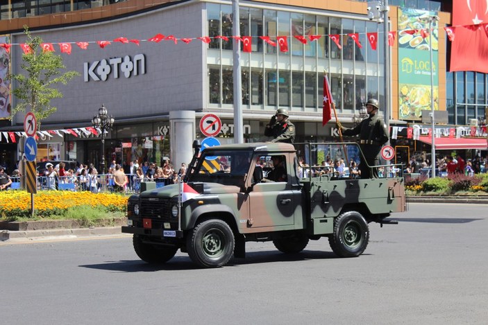 Ankara'da 30 Ağustos Zafer Bayramı yürüyüşü