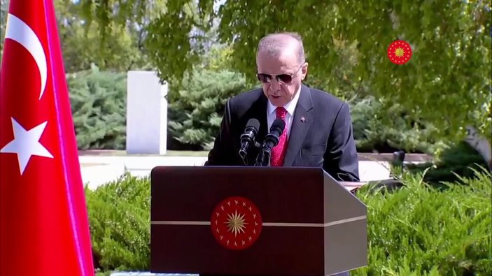 Cumhurbaşkanı Erdoğan, Devlet Mezarlığı'ndaki törende konuştu