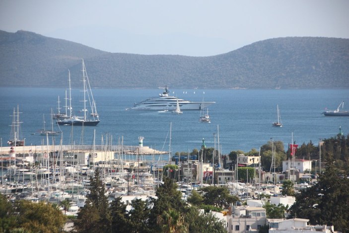 Jamaikalı milyarderin yüzen sarayı Bodrum’da