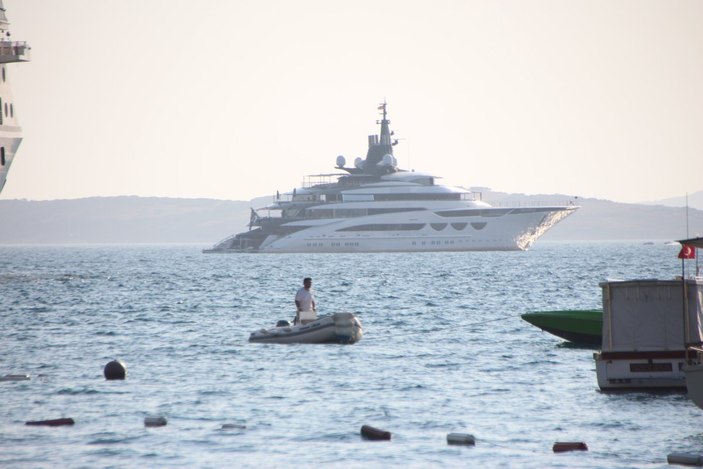 Jamaikalı milyarderin yüzen sarayı Bodrum’da