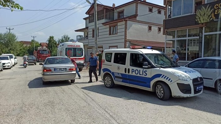 Düzce'de yemek yüklü asansöre binen işçi yere çakıldı