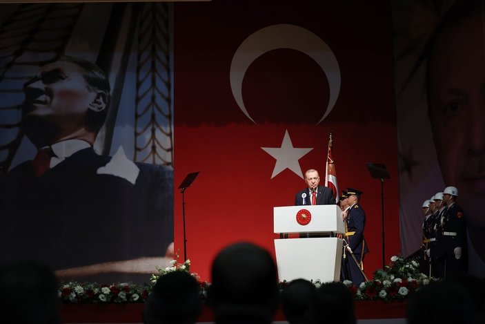 Cumhurbaşkanı Erdoğan'dan Yunanistan'a: Ege'de sadece bir maşa