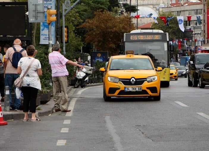 İstanbul'da emniyet kemeri takmayan taksicilere ceza