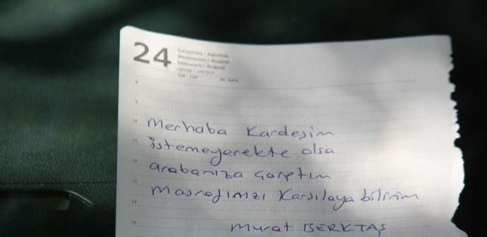 Elazığ'da çarptığı araca not bıraktı: Masrafınızı karşılayabilirim