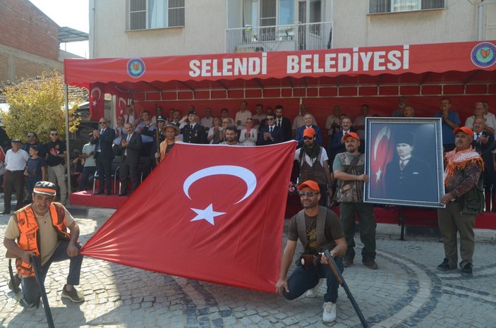 Manisa'da atlı milis kuvvetleri 100 yıl önceyi yaşattı