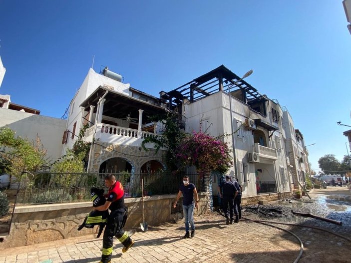 Muğla'da evi yanan kadın, 2'nci kattan atladı