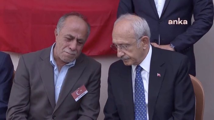 Kemal Kılıçdaroğlu'ndan Ordu'da şehit ailesine taziye ziyareti