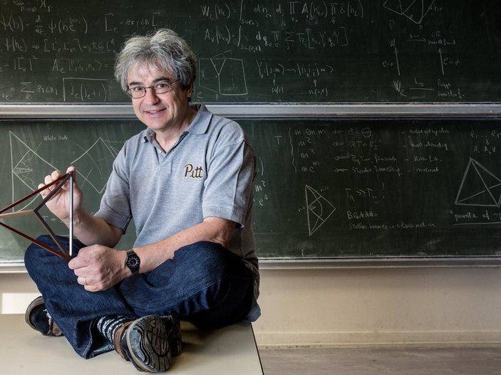 Carlo Rovelli'den kuantuma dair olağanüstü bir keşif serüveni