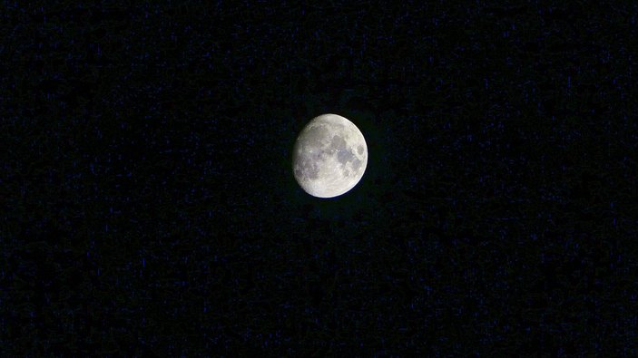 Osmaniye'de şişkin ay görüntülendi