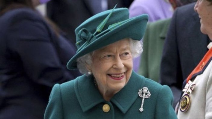 Bu hafta Premier Lig maçları oynanacak mı? Kraliçe 2. Elizabeth’in ölümü etkiledi mi?