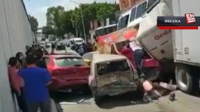Meksika’da freni patlayan tır, 22 aracı ezdi: Çok sayıda kişi yaralandı