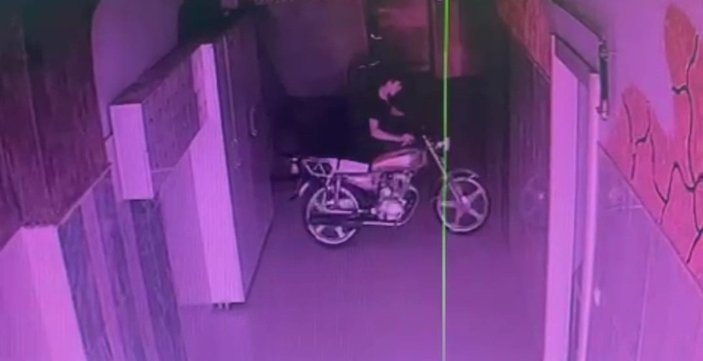 Batman'da iki çocuk motosiklet çaldı