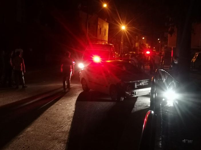 Mersin'de otomobile silahlı saldırı: 1 ölü, 1 yaralı