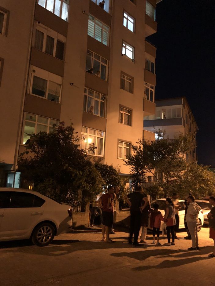 Sinop'ta camdan düşen 12 yaşındaki çocuk yaralandı