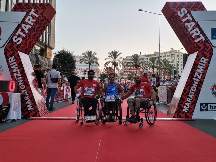 9 Eylül İzmir Yarı Maratonu başladı