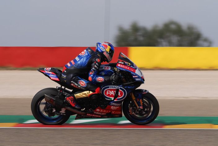 Toprak Razgatlıoğlu Fransa'da zirvede