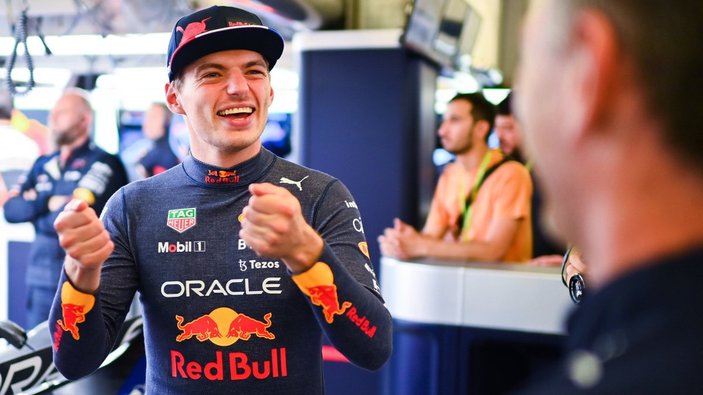 Formula 1 İtalya Grand Prix'inde kazanan Max Verstappen