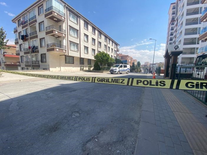 Ankara'da ablasını kıskanan genç pompalı tüfekle ev bastı