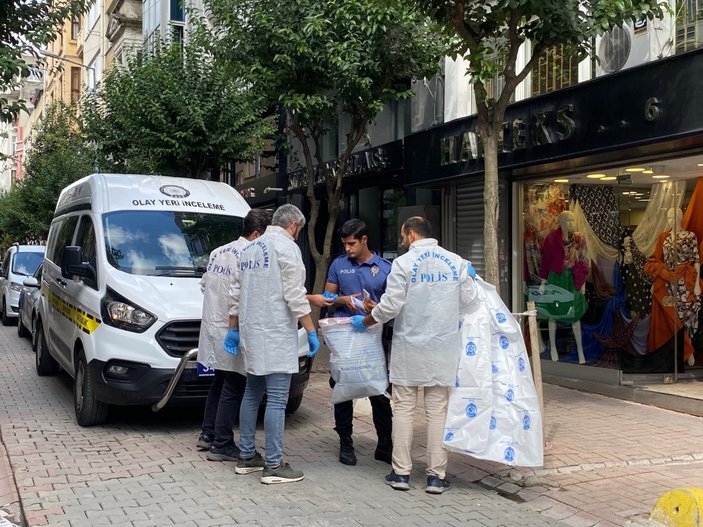 İstanbul'da merdivene asılı kadın cesedi bulundu