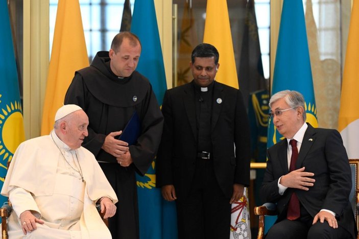 Papa Francis, Kazakistan’da