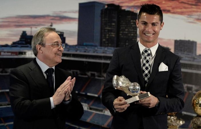 Cristiano Ronaldo'ya yıllık 243 milyon euroluk teklif