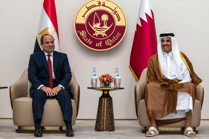 Sisi'den Katar'a 8 yıl sonra ilk ziyaret