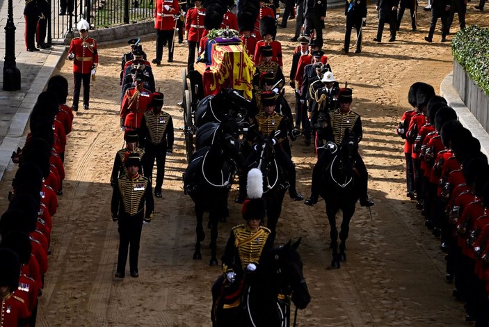Kraliçe Elizabeth'in cenazesi Londra'da