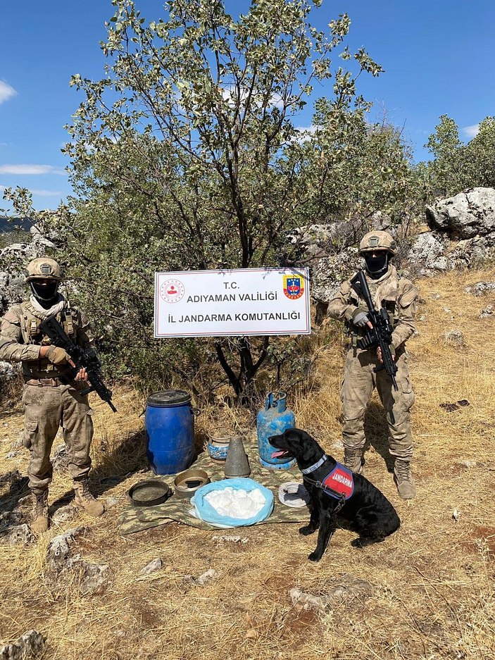 Adıyaman’da, PKK’ya ait yaşam malzemeleri ele geçirildi