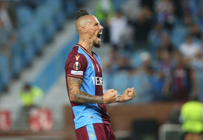 Trabzonspor, Kızılyıldız’ı 2 golle mağlup etti