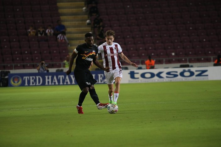 Kayserispor deplasmanda Hatayspor'u 4 golle geçti