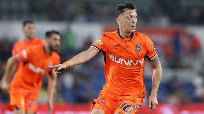 Mesut Özil: Takıma yavaş yavaş katkı sağlayacağım