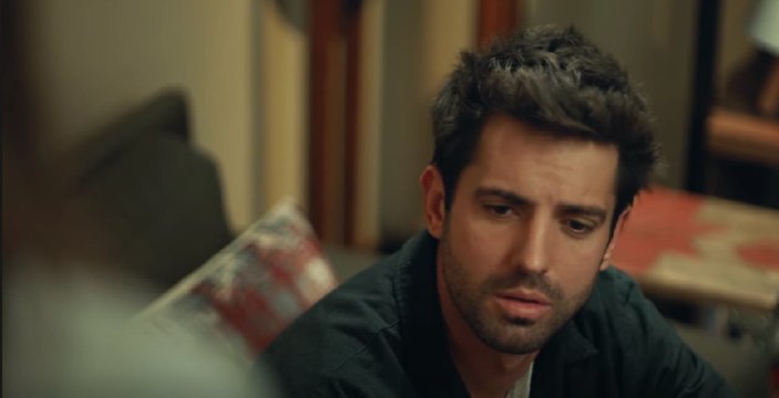 Kusursuz Kiracı 4. bölüm 2. fragmanı: Apartmanın pisliği pazara çıktı...