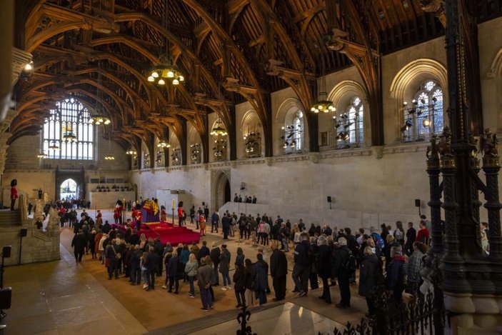 Mevlüt Çavuşoğlu Kraliçe'nin cenaze töreni için İngiltere’de