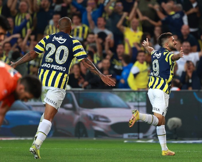 Fenerbahçe Alanyaspor'u 5 golle mağlup etti