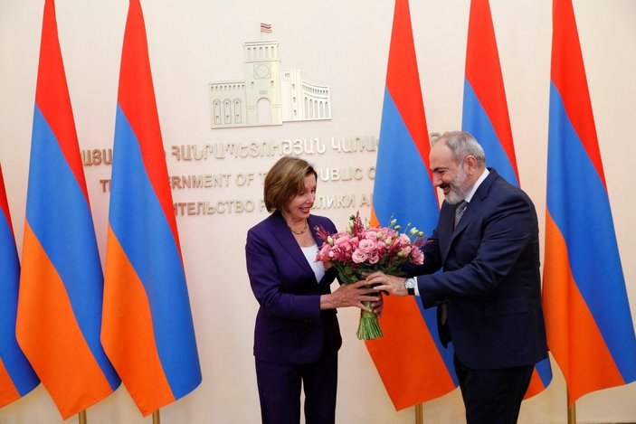 Azerbaycan'dan Pelosi'nin Ermenistan'daki açıklamalarına tepki