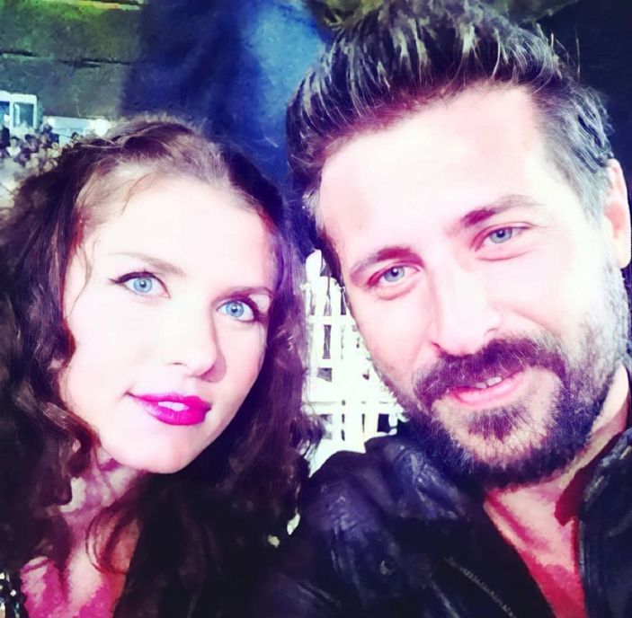 Gönüğl Dağı Kenan'ın eşi Arka Sokaklar'dan çıktı! Masmavi gözleri akıl aldı....