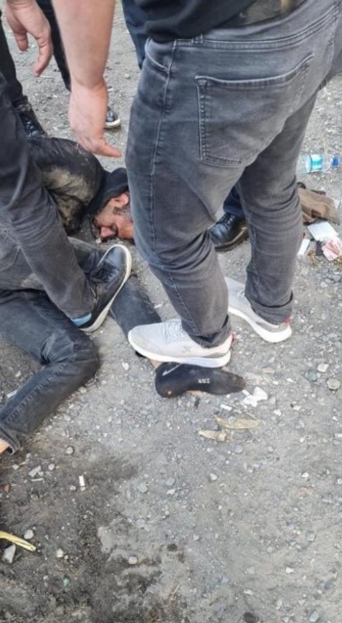 Başakşehir'de 2 kişiyi öldürüp Fatih'te 2 polisi vuran saldırgan yakalandı