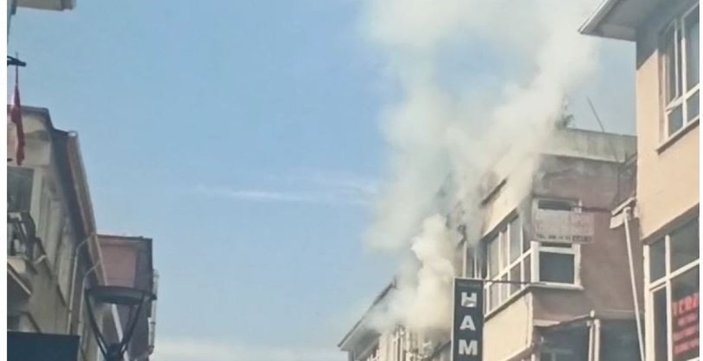 Ankara’da panik yaratan depo yangını