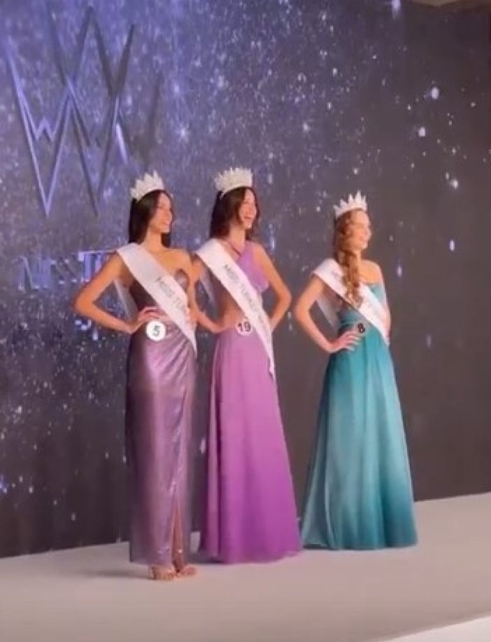 Miss Turkey 2022 birincisi Nursena Say oldu