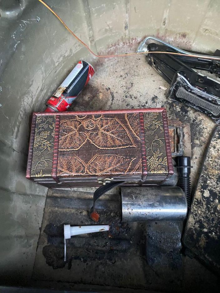 Eyüpsultan’da, bagajdan 1 kilogram uyuşturucu çıktı