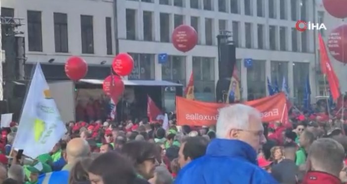 Belçika'da on binler, hayat pahalılığını protesto etti