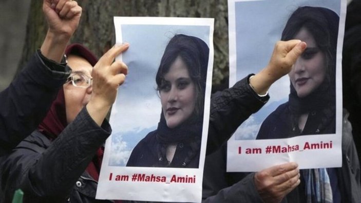 İran Cumhurbaşkanı Reisi, Mahsa Amini'nin ölümünün ardından eylemlere karşı uyardı