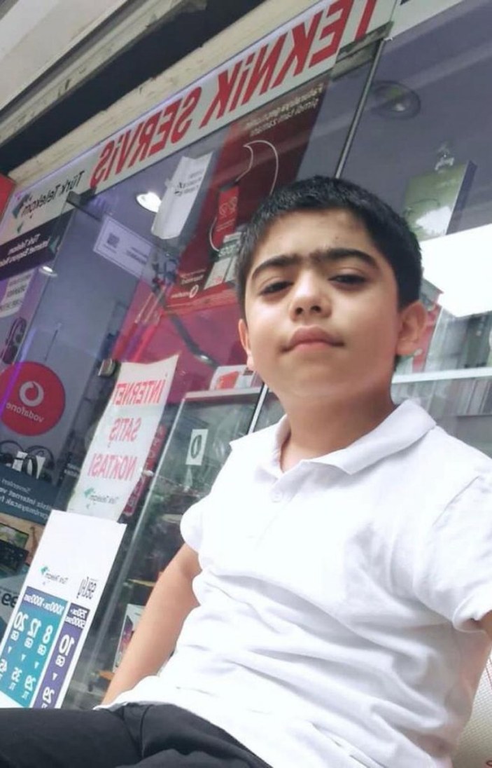 Küçükçekmece’de ölen 12 yaşındaki Samet’in, okulda darbedildiği ileri sürüldü