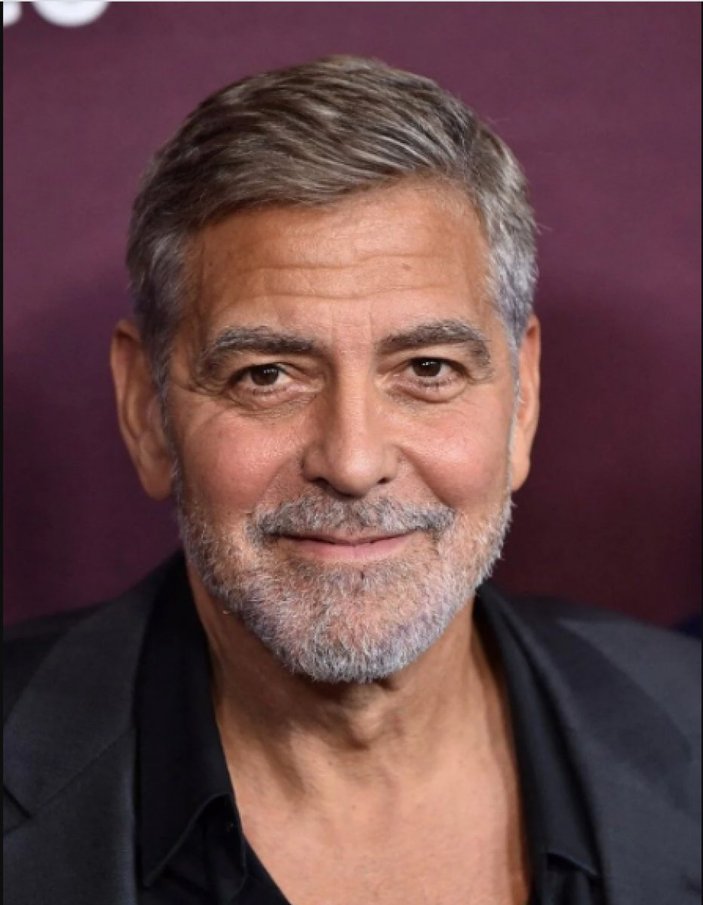 Brad Pitt: Dünyanın en yakışıklı erkeği George Clooney