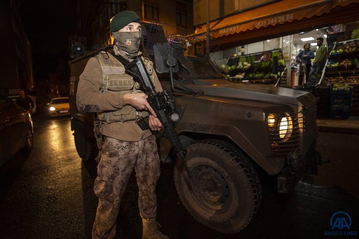 İstanbul'da geniş kapsamlı 'terör huzur güven' uygulaması yapıldı