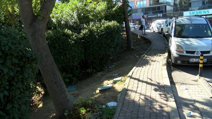 İstanbul'da, çalıntı minibüsle kaçan şüpheliler ile polis arasındaki kovalamaca kamerada
