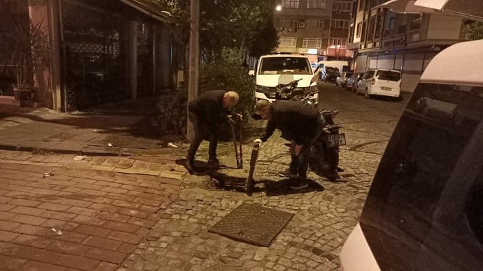 İstanbul'da uyuşturucu operasyonu: Lağımdan kokain çıktı