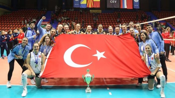 PTT Spor Kadın Voleybol Takımı, namağlup Balkan şampiyonu