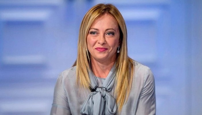 İtalya'nın ilk kadın ve aşırı sağcı başbakanı: Giorgia Meloni